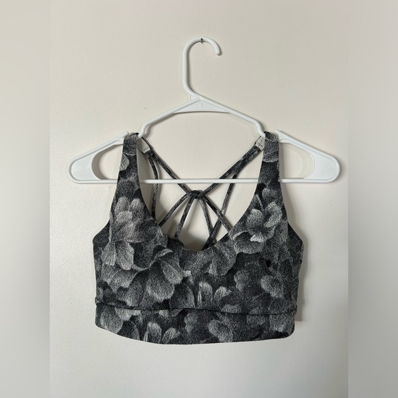 Athleta Solace Bra Textured - Picture 4 of 9